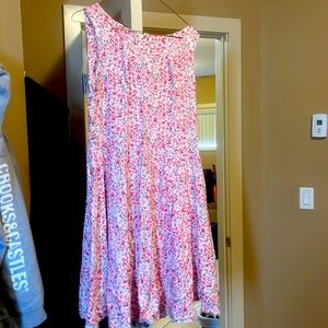 Pretty colourful summer dress size med